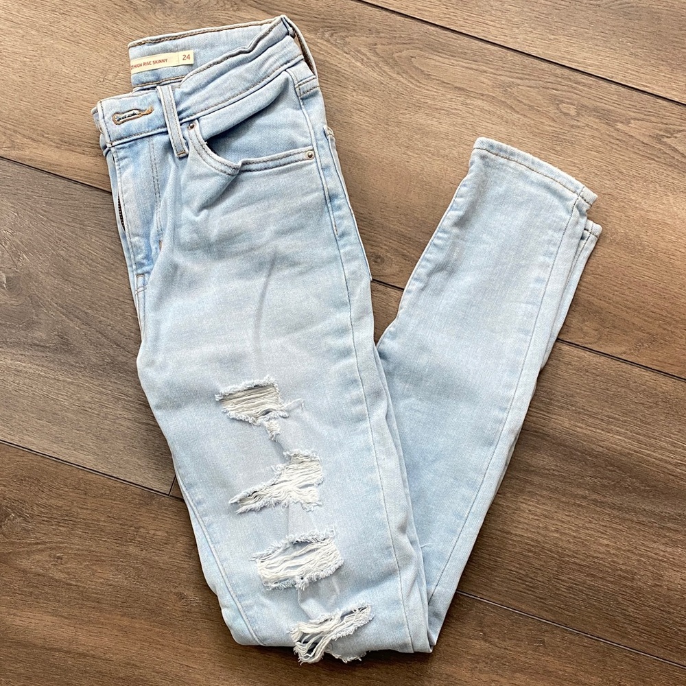 Levi's Light Blue Distressed Skinny Jeans